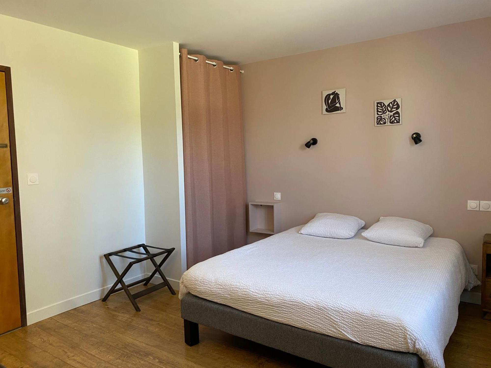 Logis Hotel Le Clos Pite Préchacq Exteriér fotografie